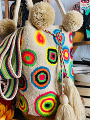 Fun Circles Wayuu Bag