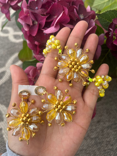 Flower set Yellow