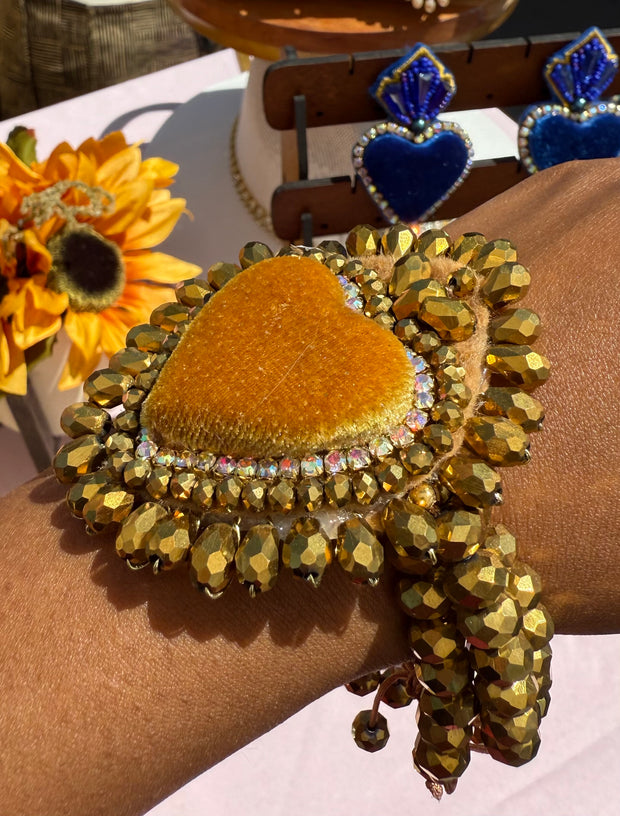 sacred heart bracelet gold